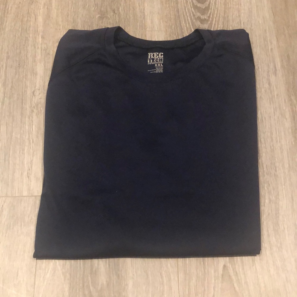 Mens old navy Rec tech shirt